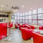 مركيور سيرجي بونتواز سنتر فندق 4*