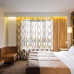فندق مركيور سيرجي بونتواز سنتر 4*
