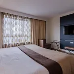 مركيور سيرجي بونتواز سنتر