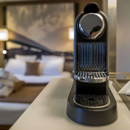 Hotel Mercure Pontoise Centre 4*