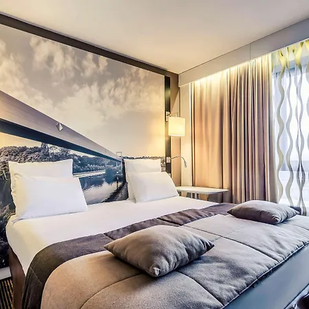 Mercure Pontoise Centre 4* Cergy