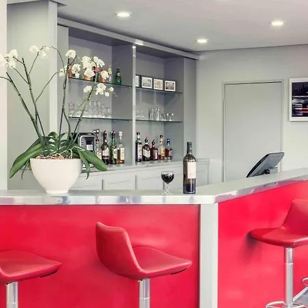 Mercure Pontoise Centre Hotel