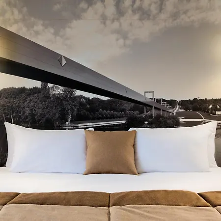 Mercure Pontoise Centre 호텔