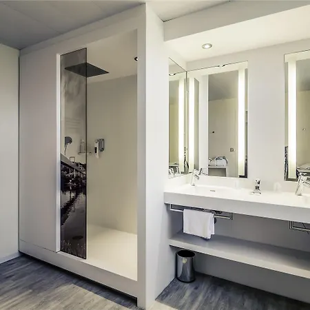 Mercure Pontoise Centre Hotel