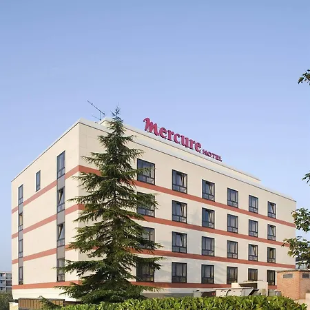Mercure Pontoise Centre 4* Cergy
