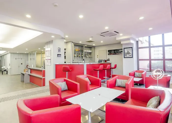 호텔 Mercure Pontoise Centre 4*
