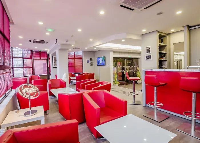 호텔 Mercure Pontoise Centre 세르지