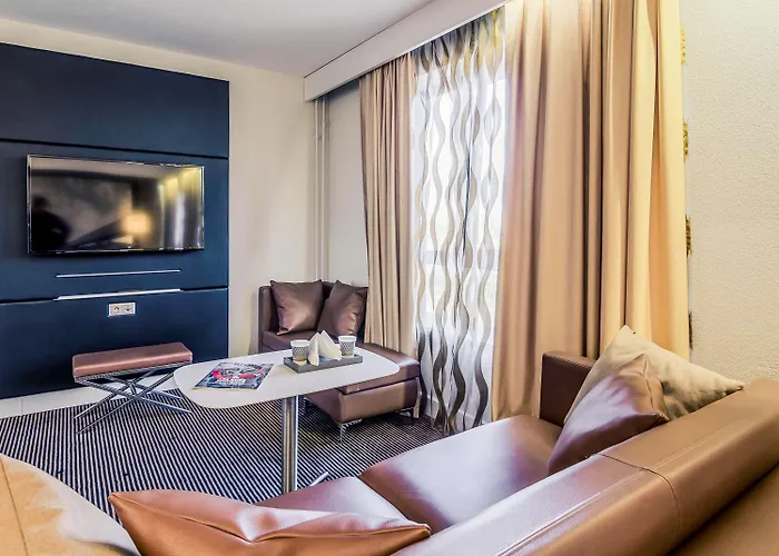 Mercure Pontoise Centre 호텔 세르지