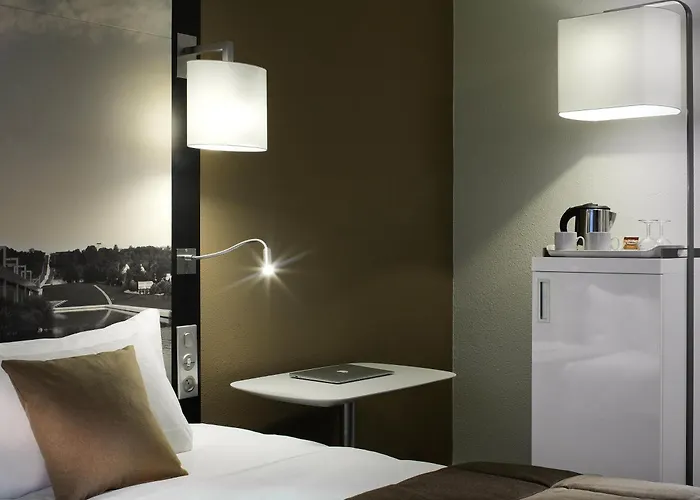 호텔 Mercure Pontoise Centre 4*