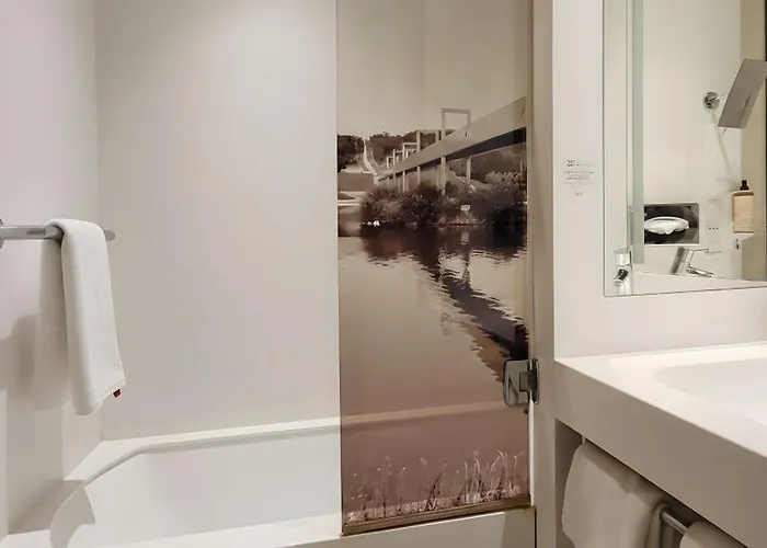 Mercure Pontoise Centre 4*
