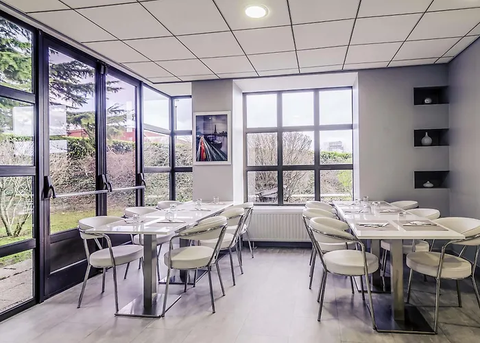 Mercure Pontoise Centre 4*