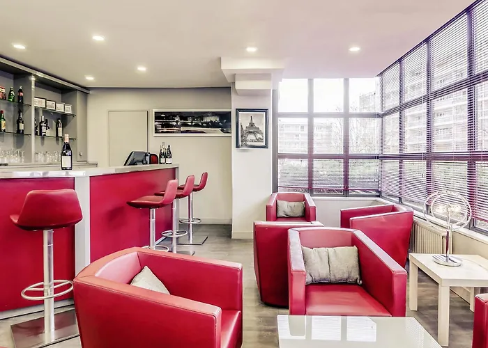 Mercure Pontoise Centre 4*