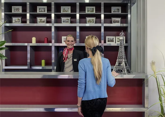 Mercure Pontoise Centre 호텔 4*