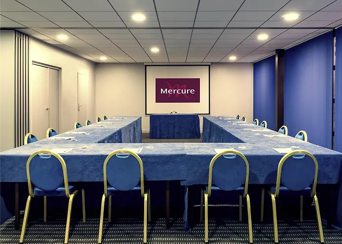 Mercure Pontoise Centre 호텔
