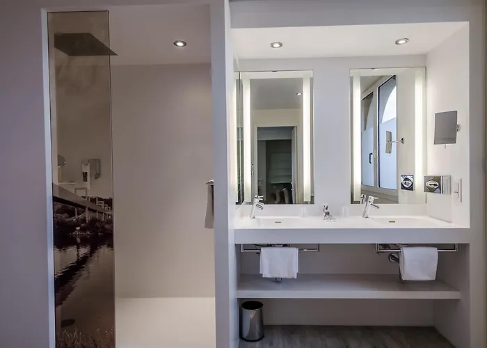 Mercure Pontoise Centre 호텔