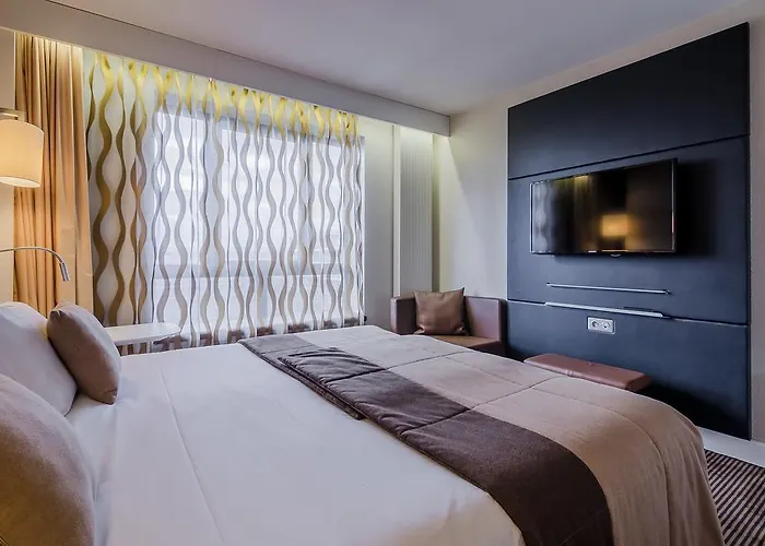 Mercure Pontoise Centre 세르지