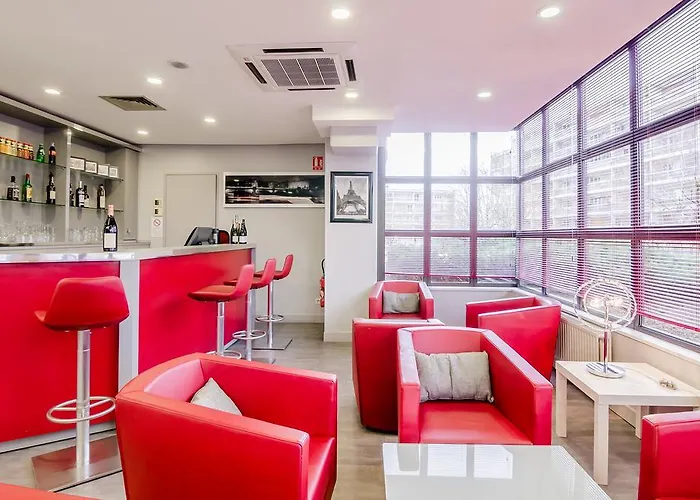 Mercure Pontoise Centre 4* 세르지