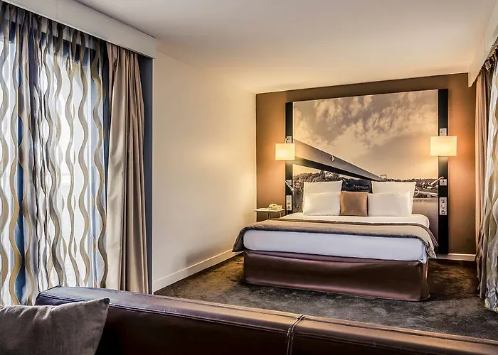 Mercure Pontoise Centre 호텔 4*