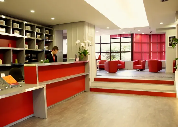 Mercure Pontoise Centre 세르지